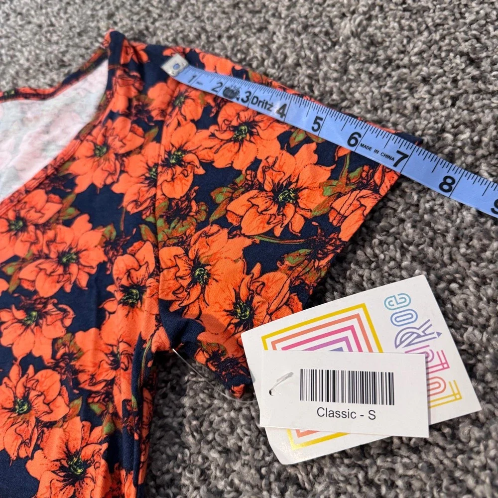NWT LuLaRoe Classic‎ Tee T-Shirt Women's Size Small Modal & Cotton Blend Floral